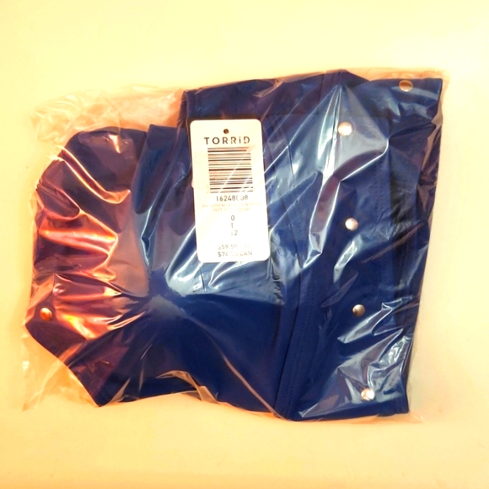 ❤️NWT TORRID SWIM TOP - STUDDED SCOOP SWIM TOP - WIRE FREE - POSEIDON BLUE - Picture 3 of 9